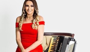Cantora e compositora de forró Rita de Cássia morre aos 49 anos