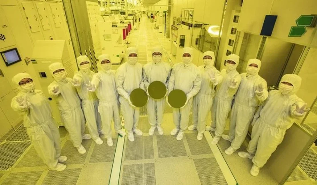 Samsung inicia produção de chips de três nanômetros