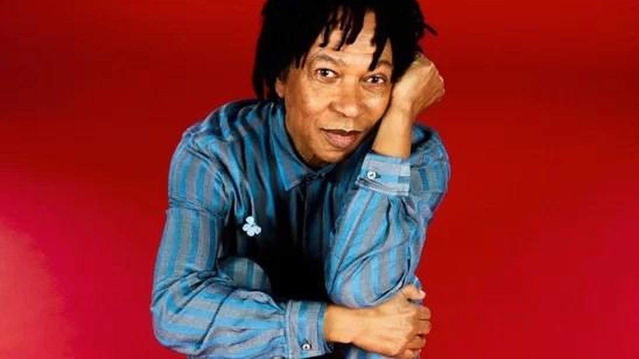 Djavan estreia nova turnê mundial com ações de solidariedade em Maceió