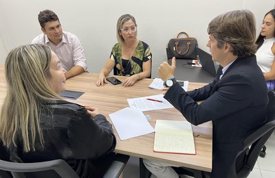 PGE e MP firmam acordo para melhorar assistência a adolescentes privados de liberdade
