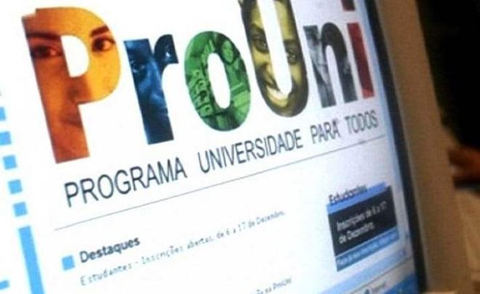 Programa dispõe de 162 mil bolsas em instituições de ensino particular