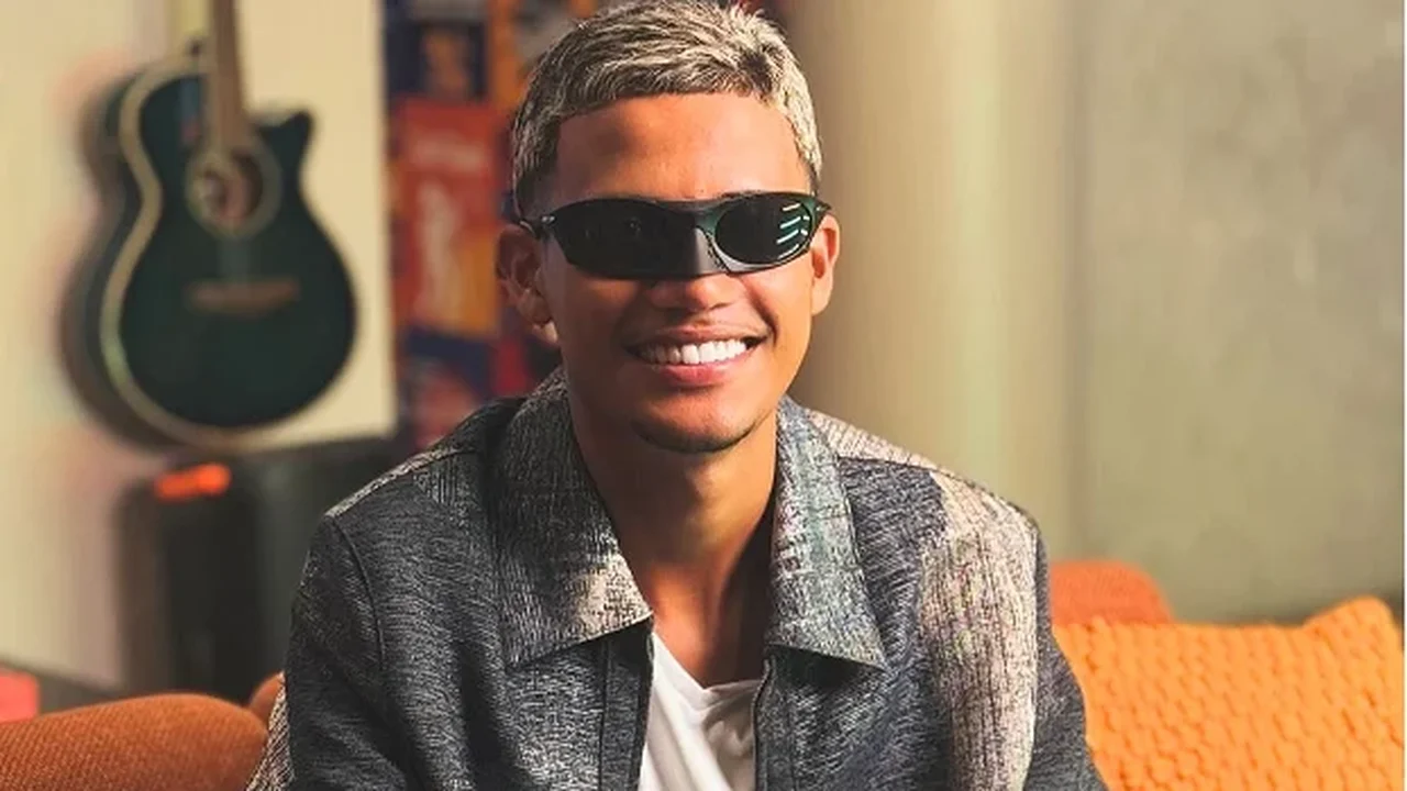 Heitor Santos entra no Top 50 do Spotify Brasil com versão de “Noite Fracassada”