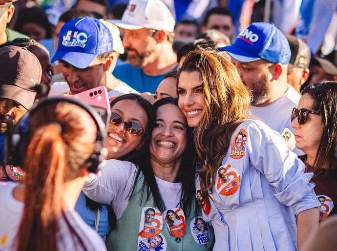 Santa Luzia do Norte abraça Marina JHC e a Caravana da Mudança