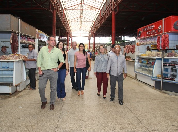 Secretários estudam modernização do Mercado Público de Arapiraca
