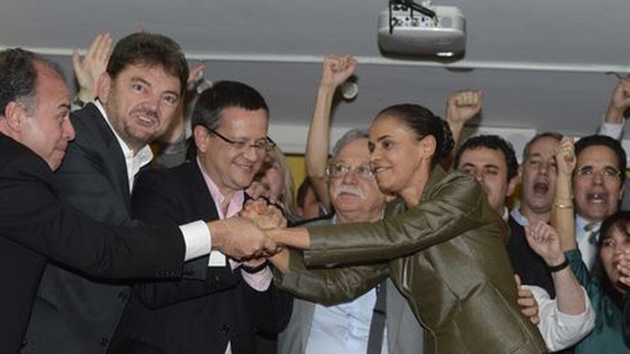 PSB oficializa chapa com Marina e Beto Albuquerque na disputa presidencial