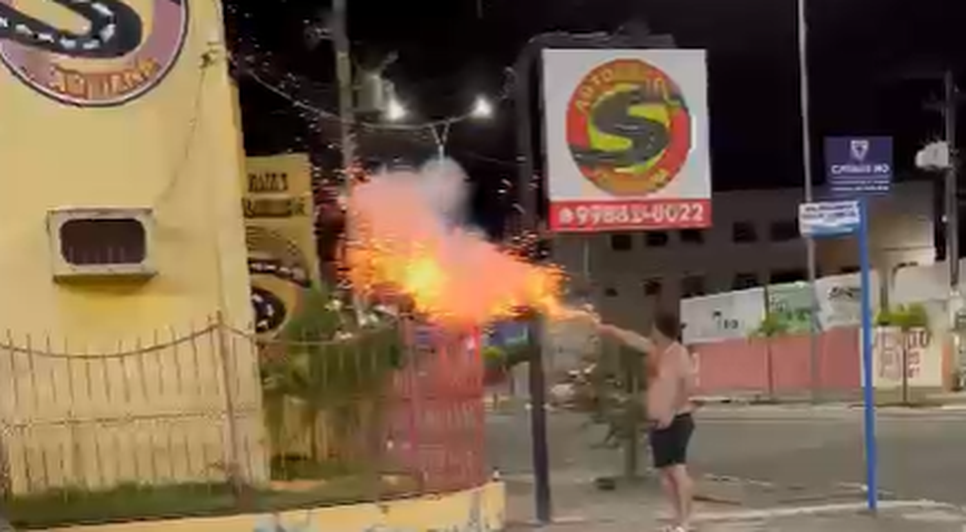 Homens são flagrados soltando fogos em imóveis ligados a Valmir de Francisquinho e prefeito de Itabaiana; VÍDEO