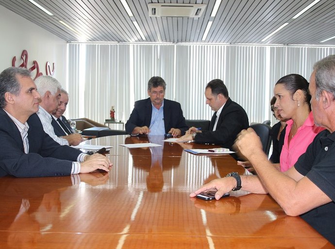 Fiea e SRTE firmam parceria para inserir jovens no mercado de trabalho