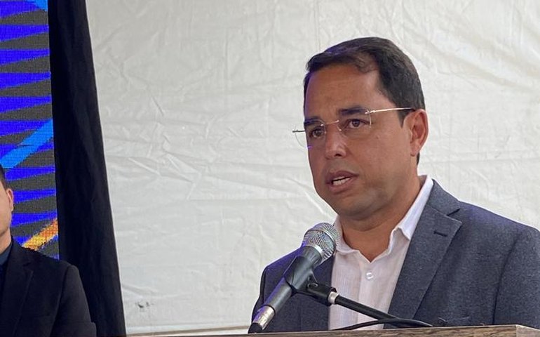 Prefeitura de Tanque d’Arca concede aumento de 10% para servidores da Educação