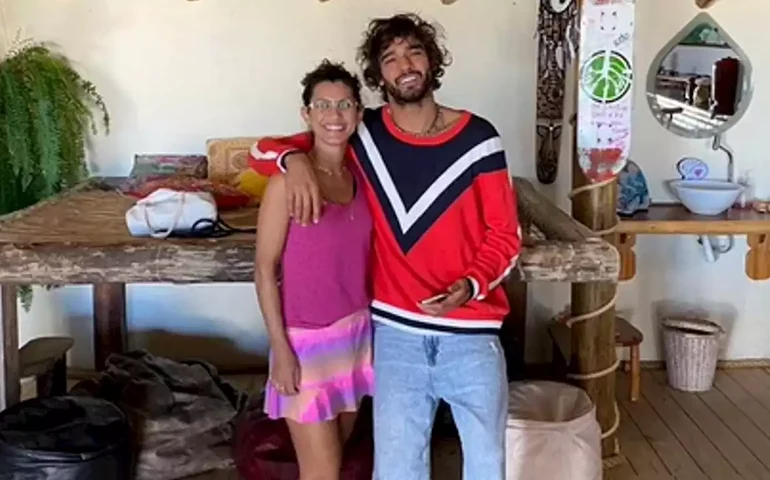Grazi Massafera e Marlon Teixeira são fotografados por dona de pousada em Santa Catarina