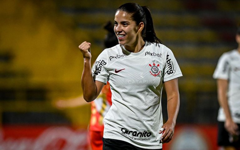 Corinthians goleia e se garante nas quartas da Libertadores feminina