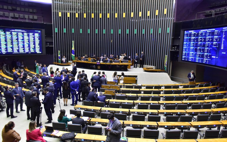 Congresso deve votar diretrizes orçamentárias, taxação de offshores e regulamentação de apostas nesta semana