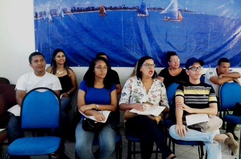 Semptur promove aulas de inglês para atendentes turísticos