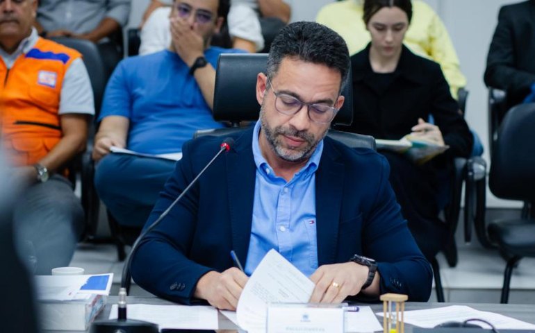 Governador encaminha para a Assembleia Projeto de Lei que concede reajuste de 5,79 % para os servidores