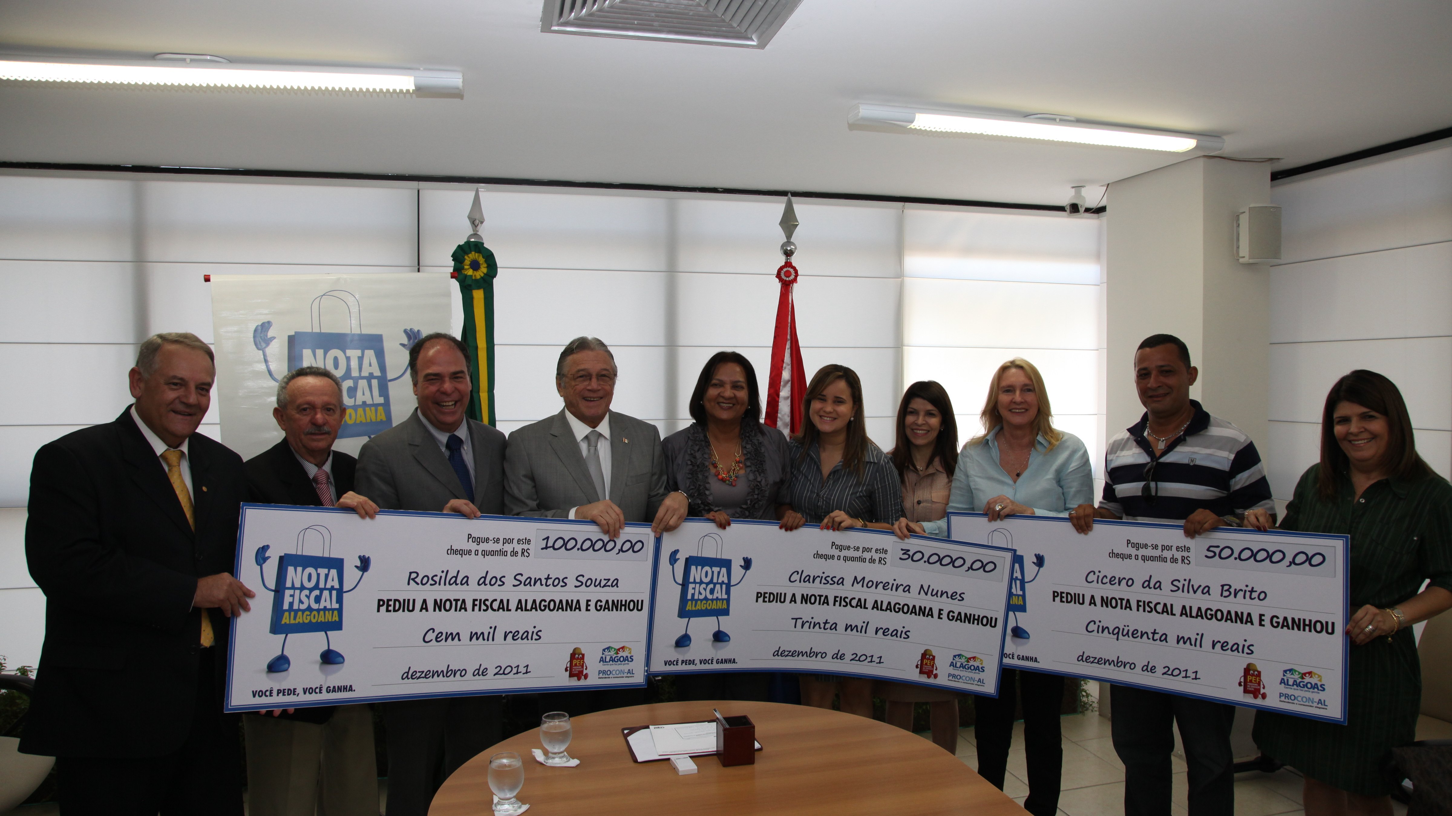 29-12-2011 Teotonio entrega Premio nota fiscal(TC) (41).JPG