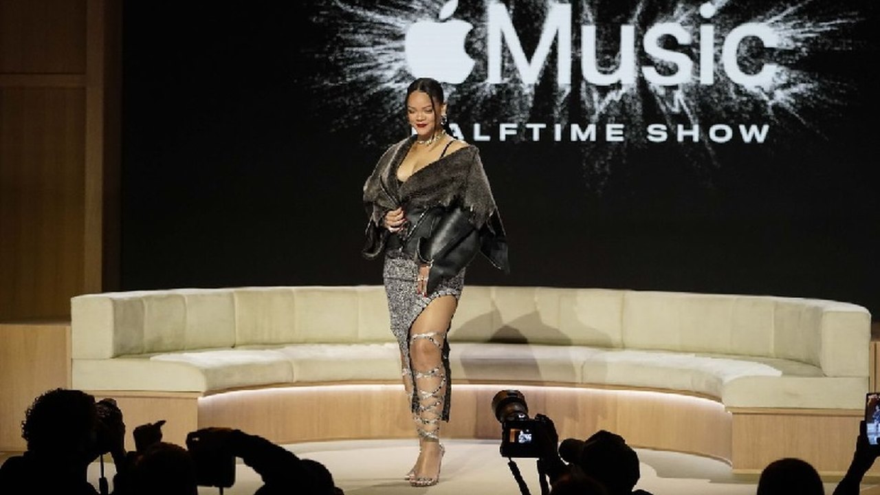 Rihanna vai condensar seus sucessos em 13 minutos no show do Super Bowl