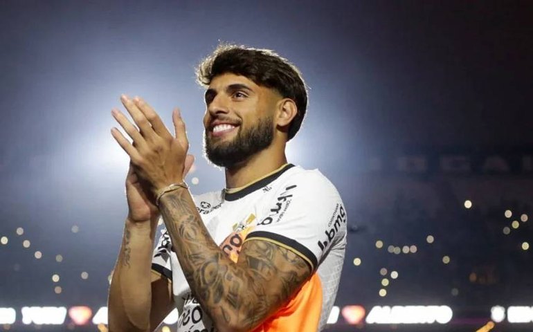 Corinthians apresenta Yuri Alberto à torcida em treino aberto e festa em Itaquera