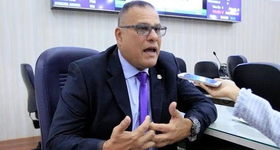 Para derrotar Renan Calheiros, Eduardo Canuto pede que Davi Davino retire candidatura ao Senado: “gesto de humildade”