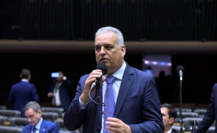 Alfredo Gaspar foi indicado vice-presidente na chapa de Flávio Bolsonaro