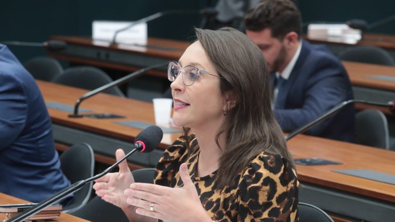 Projeto define regras para trabalho cooperado em assistência domiciliar à saúde