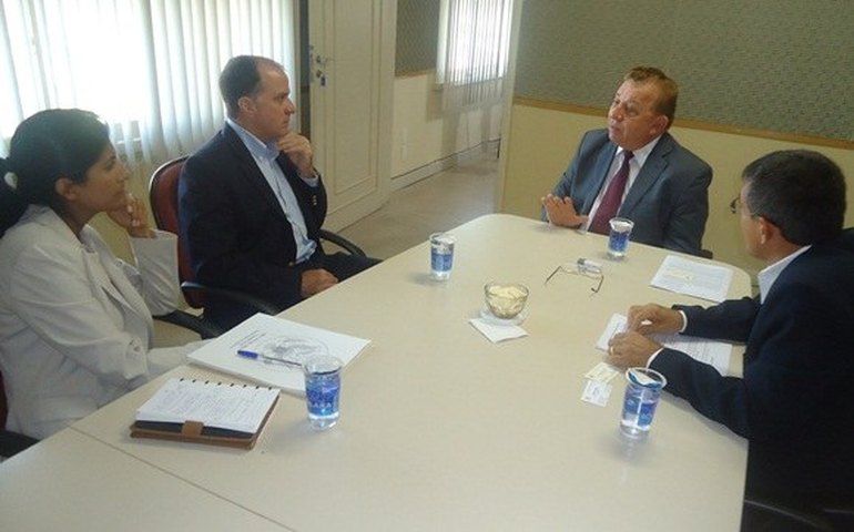 Cônsul americano conhece esquema de segurança para alta temporada