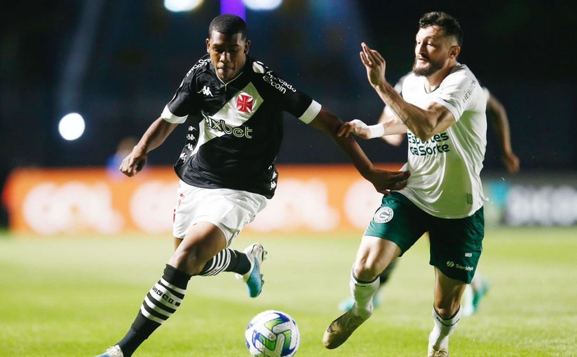 Vasco relaciona Praxedes e Paulinho para visita ao Corinthians e oficializa lateral Jefferson