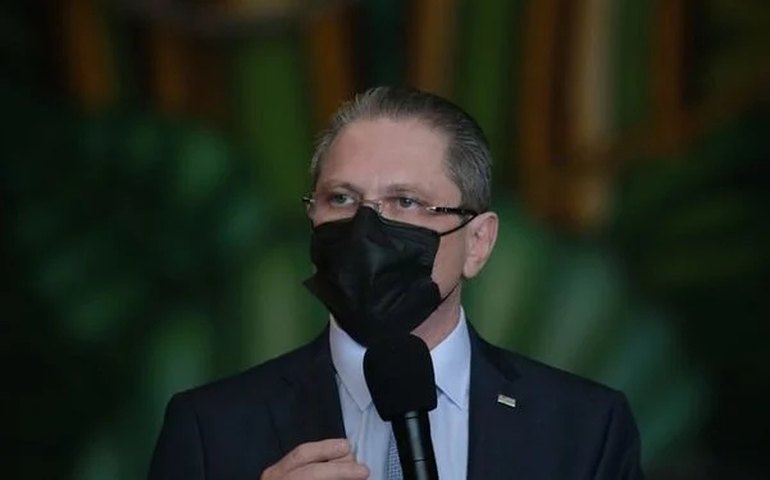 Gorinchteyn: Governo federal usou base médica, mas não científica contra covid-19