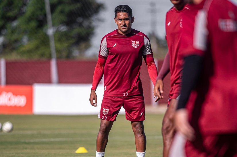 CRB empresta atacante Rodriguinho e lateral Mateus Pureza
