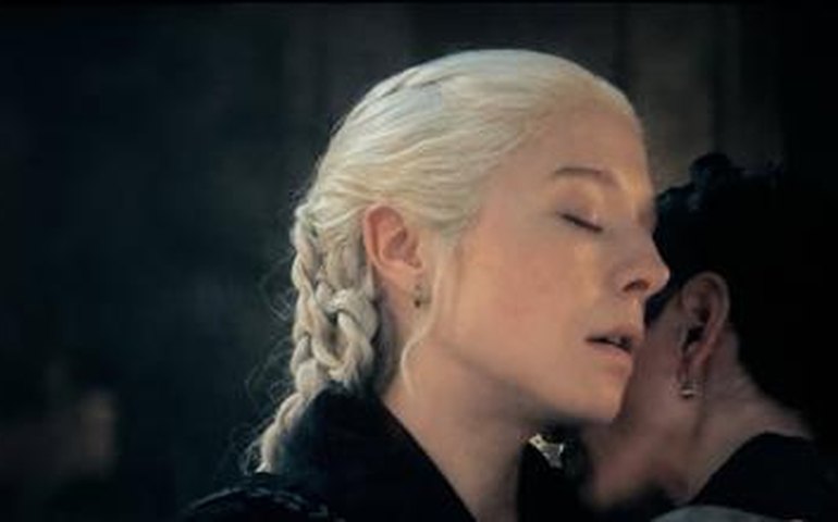 Momento íntimo entre Rhaenyra e Mysaria em 'A Casa do Dragão': 'Foi tão orgânico'