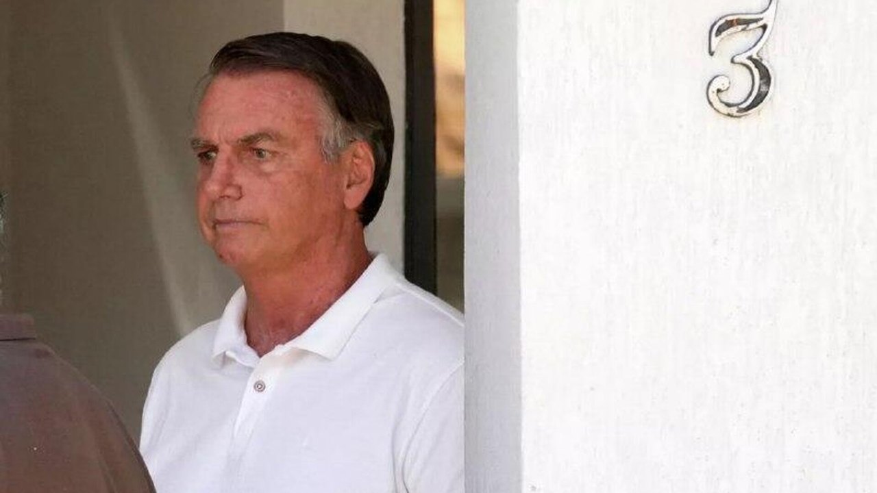Bolsonaro cancela entrevista marcada por questões de saúde