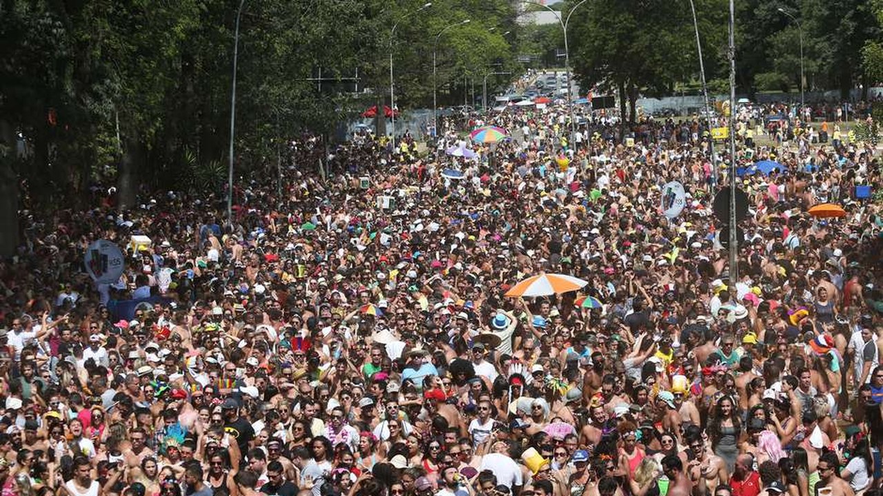 Beijo forçado, mão boba e agressões: o machismo no Carnaval