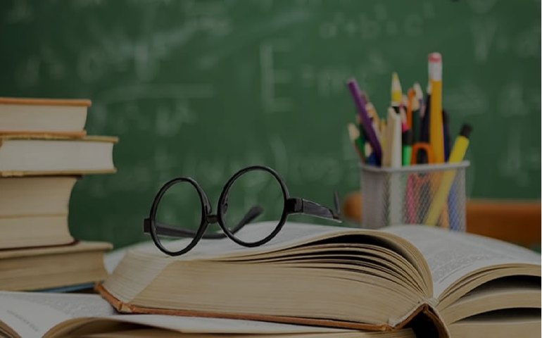 Escritores se reúnem no Rio para discutir ensino plural da história