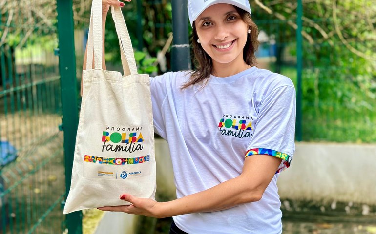 Equipes do Cadastro Único recebem novos kits de fardamentos