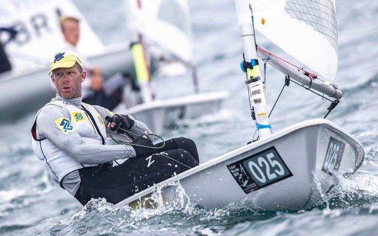 De olho em Tóquio, Robert Scheidt é vice na Itália em seu retorno às competições