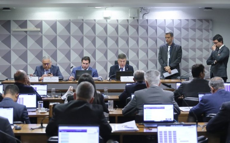 CPMI do INSS convoca Zettel, ex-noiva de Vorcaro e ex-diretores do Master