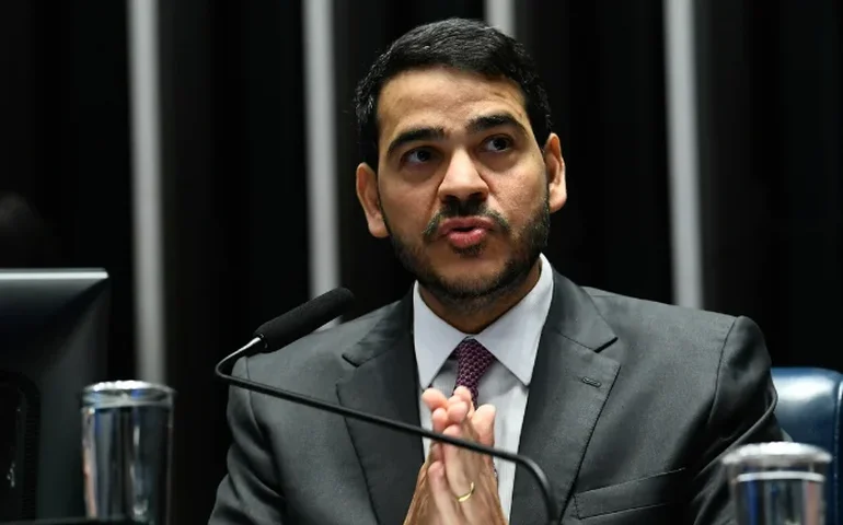 Entre erros e acertos, STF vem se mantendo firme como guardião da democracia, diz Messias