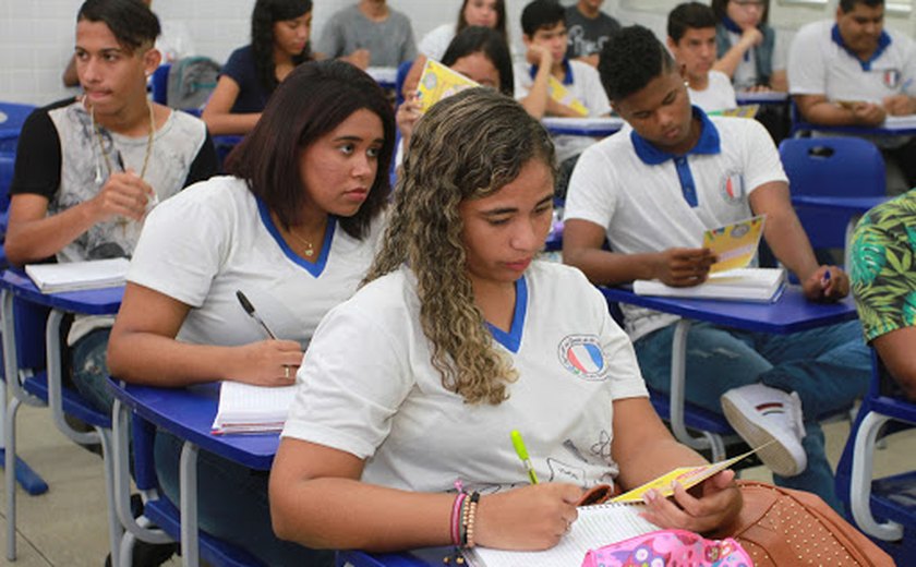 Em Alagoas, escolas de ensino integral têm nota superior a das escolas regulares no Ideb