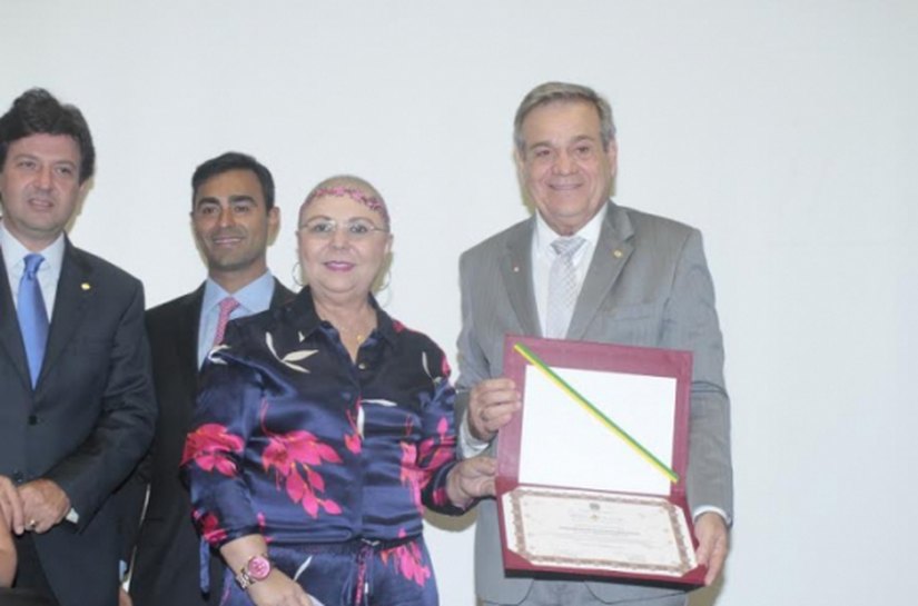 Vereadora Tereza Nelma recebe Prêmio Brasil Mais Inclusão