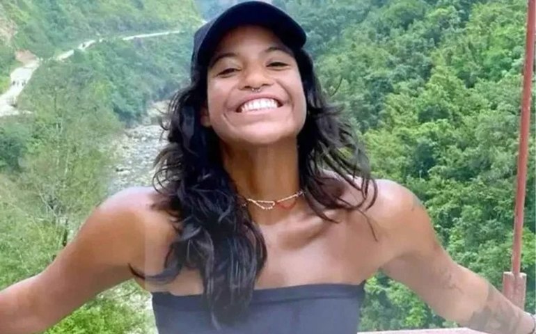 Corpo de brasileira é resgatado após quatro dias em encosta de vulcão na Indonésia