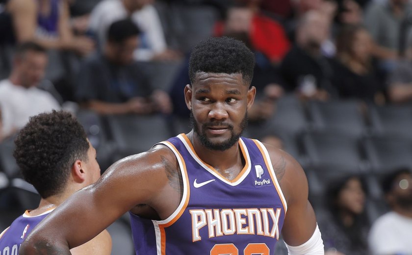 Ayton faz cesta a menos de 1 segundo do fim, Suns vencem Clippers e abrem 2 a 0