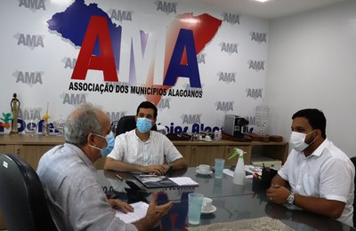 Presidente da AMA e Adeal buscam equilíbrio na execução das atividades do setor 