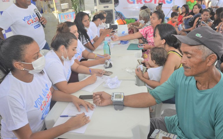 Sesau atende 550 pessoas durante ação do programa Vida Nova nas Grotas