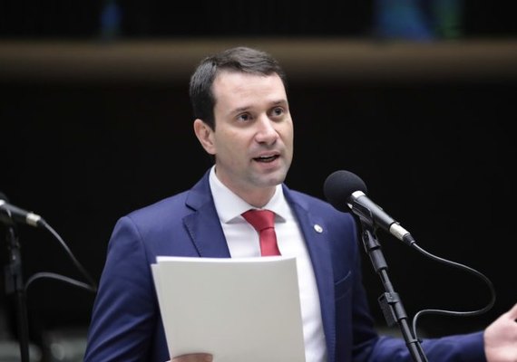 Comissão aprova projeto que exige equipamento para pessoas com deficiência visual em ponto turístico