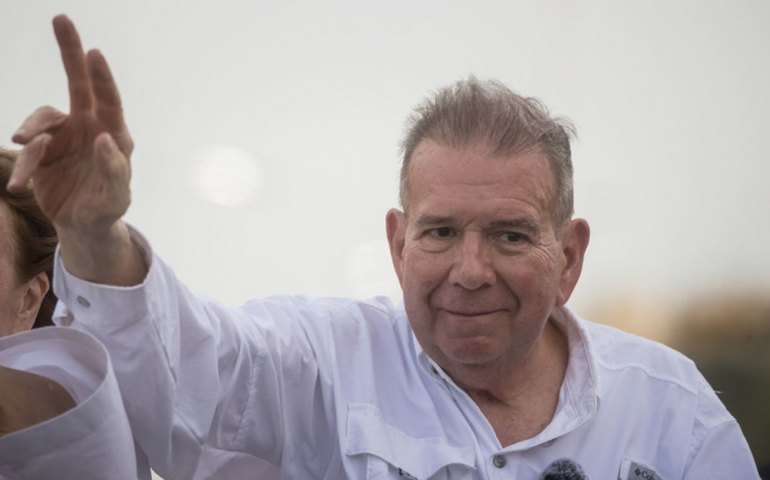 Regime chavista pede e Justiça manda prender candidato opositor