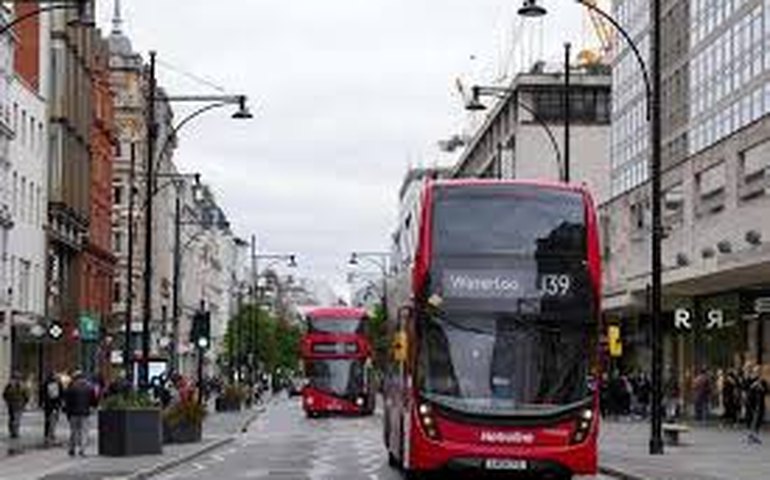 Inflação anual do Reino Unido desacelera para 3,6% em outubro, mas supera expectativas