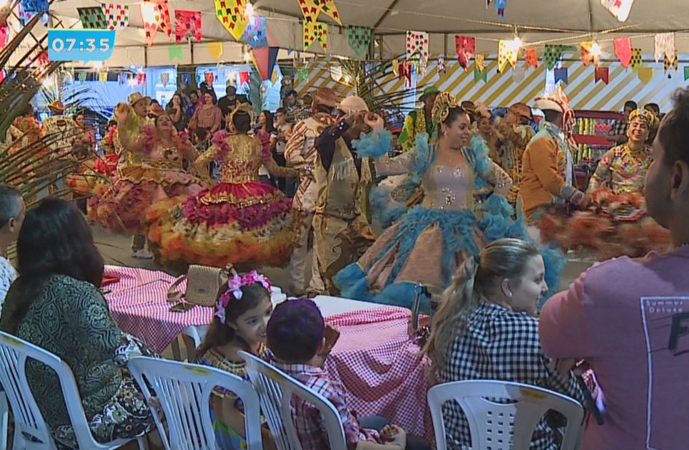 TV Atalaia realiza concurso de quadrilhas "Arrasta Pé"