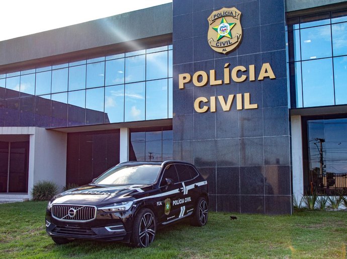 Polícia Civil prende suspeito de violência doméstica em Passo de Camaragibe