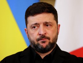 Sem apoio do Ocidente, Kiev poderá pedir trégua à Rússia, diz professor