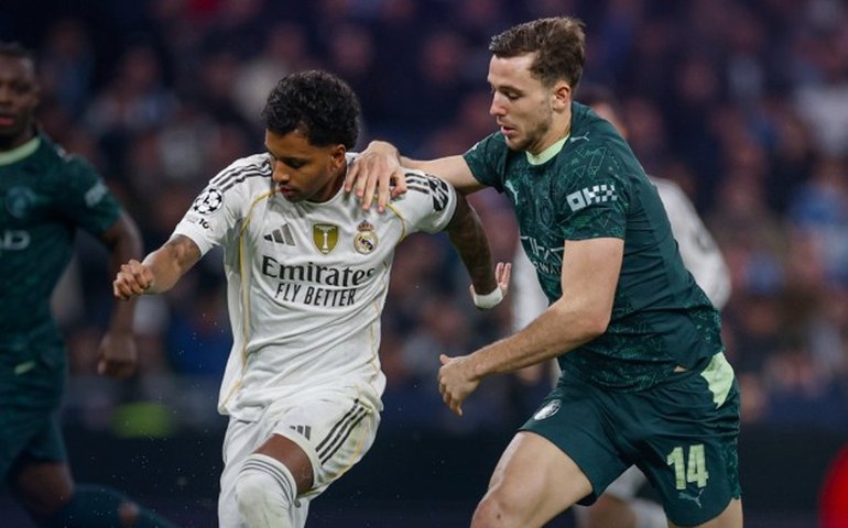 Rodrygo marca, mas Real Madrid sofre virada diante do Manchester City