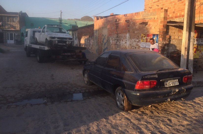 SMTT intensifica fiscalização de veículos abandonados