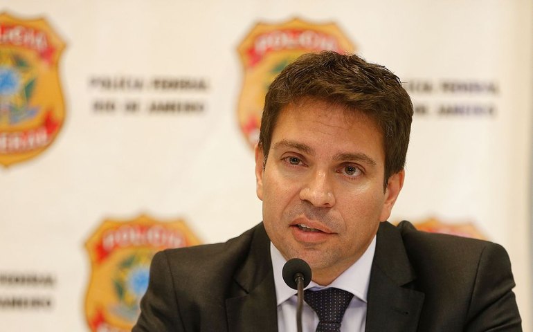 Câmara afirma não ter sido informada sobre saída de Ramagem do país